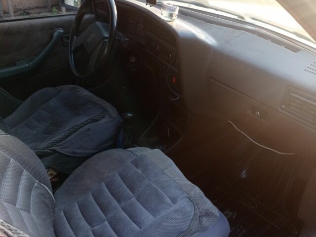 Серый Опель Аскона, объемом двигателя 0 л и пробегом 25 тыс. км за 550 $, фото 7 на Automoto.ua