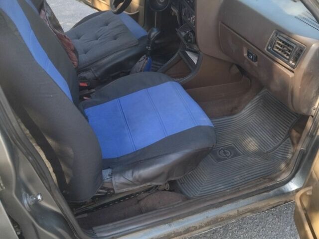 Сірий Опель Аскона, об'ємом двигуна 0 л та пробігом 78 тис. км за 1250 $, фото 14 на Automoto.ua