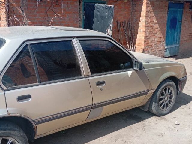 Серый Опель Аскона, объемом двигателя 0 л и пробегом 50 тыс. км за 1000 $, фото 5 на Automoto.ua