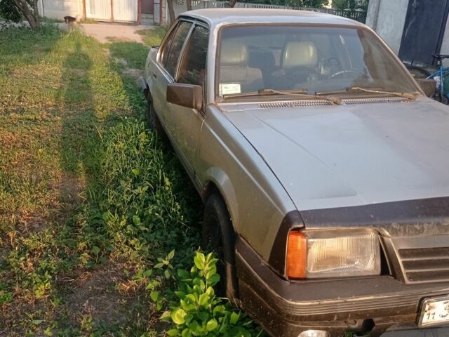 Серый Опель Аскона, объемом двигателя 0 л и пробегом 25 тыс. км за 550 $, фото 3 на Automoto.ua