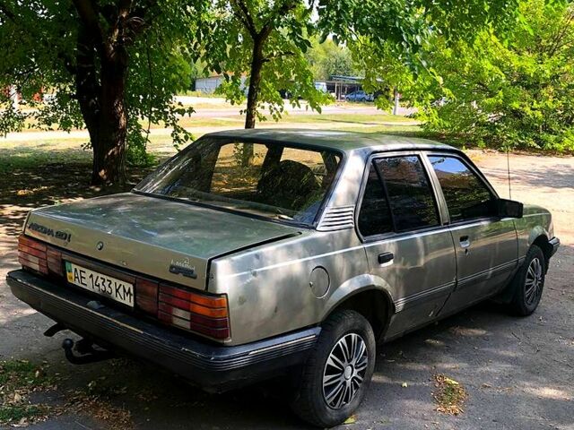 Серый Опель Аскона, объемом двигателя 2 л и пробегом 0 тыс. км за 700 $, фото 3 на Automoto.ua