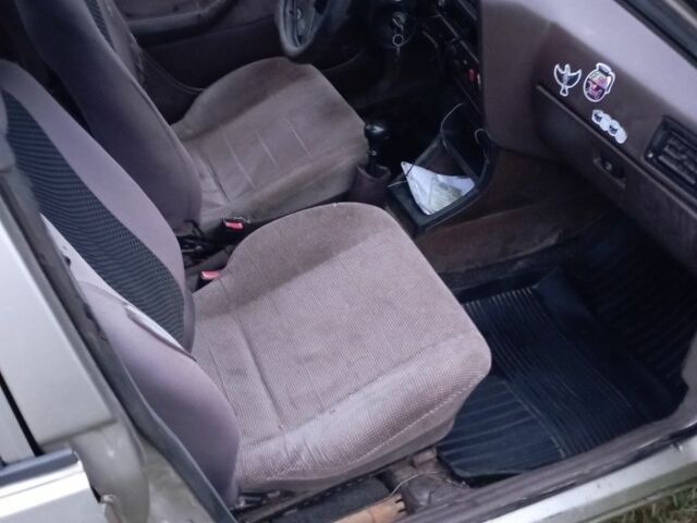 Серый Опель Аскона, объемом двигателя 8 л и пробегом 49 тыс. км за 284 $, фото 2 на Automoto.ua