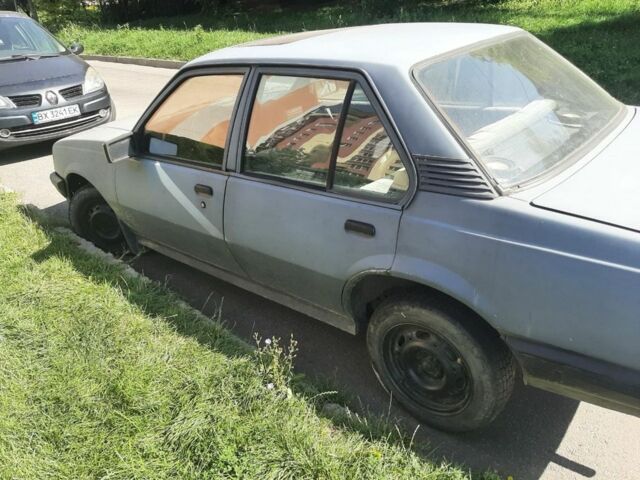 Сірий Опель Аскона, об'ємом двигуна 1.6 л та пробігом 87 тис. км за 437 $, фото 7 на Automoto.ua