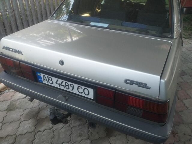 Серый Опель Аскона, объемом двигателя 1 л и пробегом 80 тыс. км за 1300 $, фото 4 на Automoto.ua