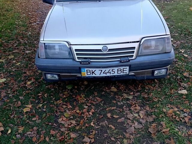Опель Аскона 1988 в Ровно на Automoto.ua Серый Опель Аскона, объемом двигателя 1.8 л и пробегом 0 тыс. км за 1500 $, фото 2 на Automoto.ua