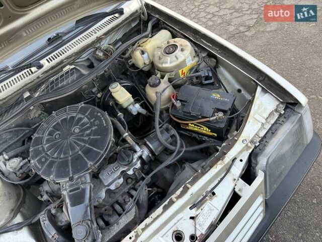 Сірий Опель Аскона, об'ємом двигуна 1.59 л та пробігом 100 тис. км за 2300 $, фото 38 на Automoto.ua