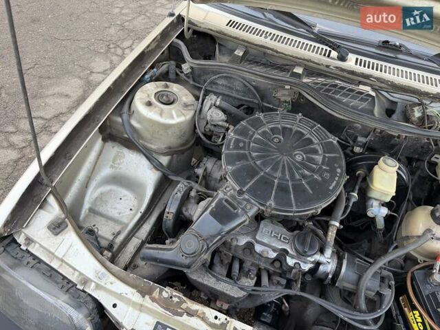 Сірий Опель Аскона, об'ємом двигуна 1.59 л та пробігом 100 тис. км за 2300 $, фото 37 на Automoto.ua