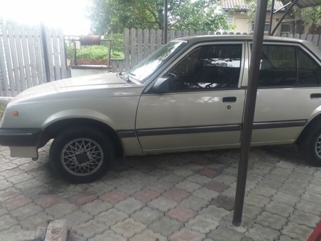 Серый Опель Аскона, объемом двигателя 1 л и пробегом 80 тыс. км за 1300 $, фото 6 на Automoto.ua