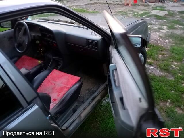 Сірий Опель Аскона, об'ємом двигуна 1.8 л та пробігом 190 тис. км за 555 $, фото 4 на Automoto.ua