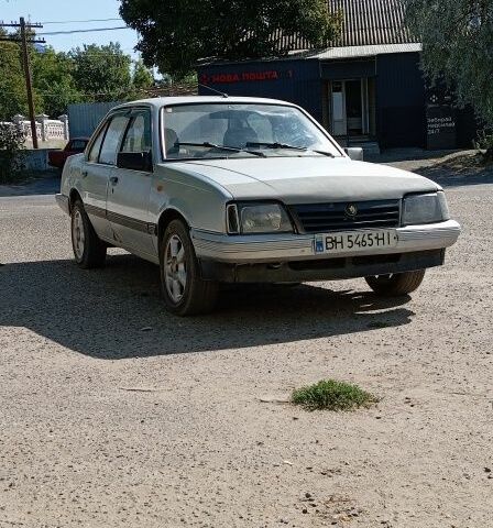 Сірий Опель Аскона, об'ємом двигуна 0 л та пробігом 250 тис. км за 850 $, фото 2 на Automoto.ua