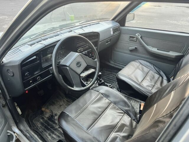 Опель Аскона 1985 в Броварах на Automoto.ua Серый Опель Аскона, объемом двигателя 1.6 л и пробегом 3 тыс. км за 645 $, фото 1 на Automoto.ua