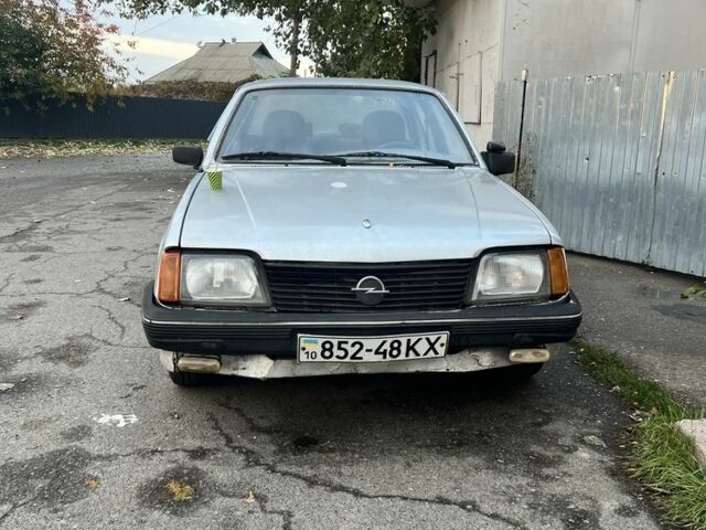 Опель Аскона 1985 в Броварах на Automoto.ua Серый Опель Аскона, объемом двигателя 1.6 л и пробегом 3 тыс. км за 645 $, фото 2 на Automoto.ua