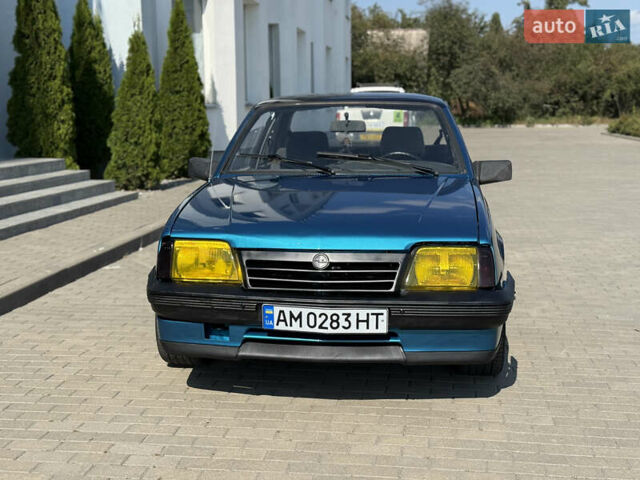 Синій Опель Аскона, об'ємом двигуна 1.6 л та пробігом 100 тис. км за 2600 $, фото 5 на Automoto.ua