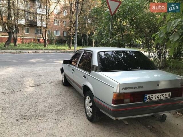 Синий Опель Аскона, объемом двигателя 1.8 л и пробегом 980 тыс. км за 1300 $, фото 1 на Automoto.ua