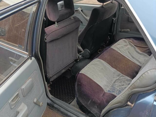 Синий Опель Аскона, объемом двигателя 1.6 л и пробегом 100 тыс. км за 1000 $, фото 3 на Automoto.ua