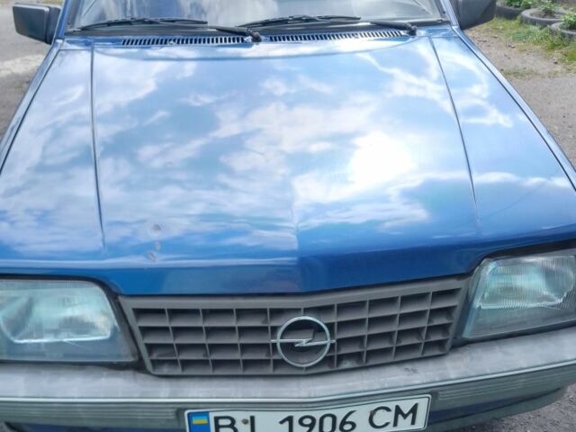 Синій Опель Аскона, об'ємом двигуна 1.6 л та пробігом 200 тис. км за 1300 $, фото 8 на Automoto.ua
