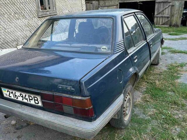 Синій Опель Аскона, об'ємом двигуна 1.6 л та пробігом 3 тис. км за 698 $, фото 2 на Automoto.ua