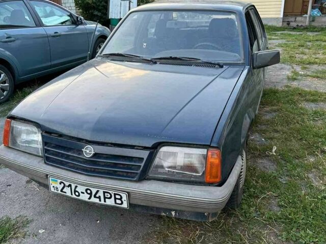 Синій Опель Аскона, об'ємом двигуна 1.6 л та пробігом 3 тис. км за 698 $, фото 1 на Automoto.ua