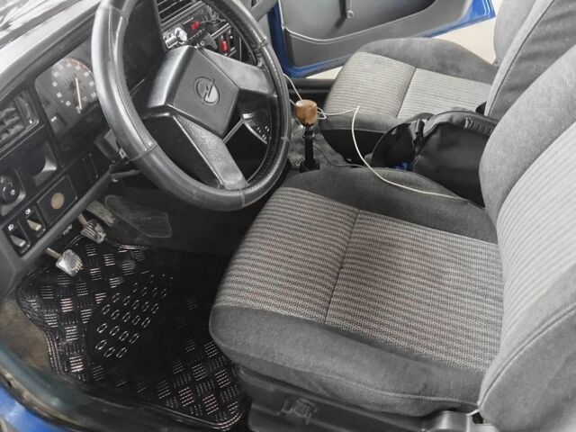 Синий Опель Аскона, объемом двигателя 1.6 л и пробегом 89 тыс. км за 1200 $, фото 2 на Automoto.ua