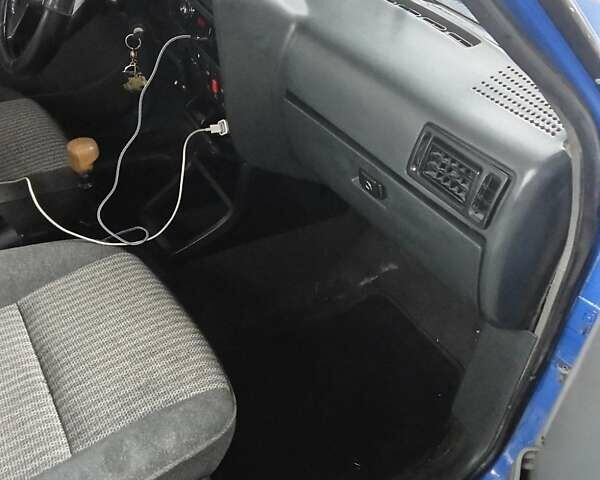 Синий Опель Аскона, объемом двигателя 1.6 л и пробегом 89 тыс. км за 1200 $, фото 2 на Automoto.ua