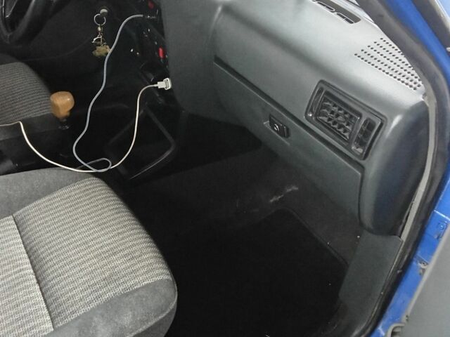 Синий Опель Аскона, объемом двигателя 1.6 л и пробегом 89 тыс. км за 1200 $, фото 3 на Automoto.ua