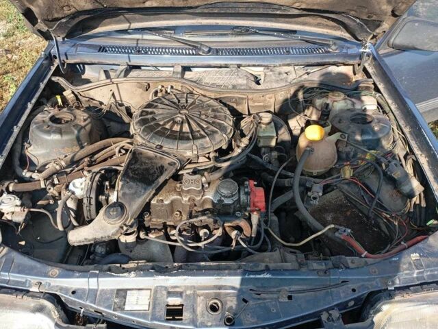 Синий Опель Аскона, объемом двигателя 1.8 л и пробегом 200 тыс. км за 596 $, фото 9 на Automoto.ua