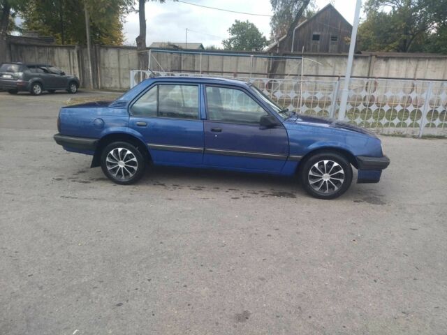 Опель Аскона 1990 в Лубнах на Automoto.ua Синий Опель Аскона, объемом двигателя 1.6 л и пробегом 420 тыс. км за 1000 $, фото 6 на Automoto.ua