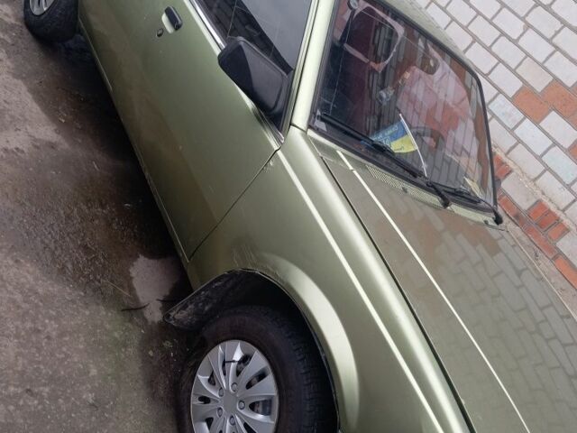 Зеленый Опель Аскона, объемом двигателя 1.6 л и пробегом 60 тыс. км за 850 $, фото 2 на Automoto.ua