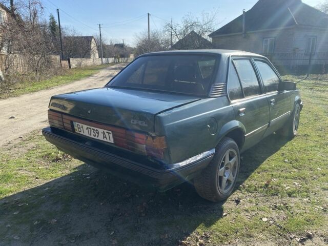 Зелений Опель Аскона, об'ємом двигуна 1.6 л та пробігом 250 тис. км за 429 $, фото 5 на Automoto.ua