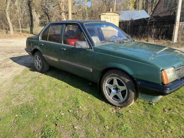 Зелений Опель Аскона, об'ємом двигуна 1.6 л та пробігом 250 тис. км за 429 $, фото 1 на Automoto.ua