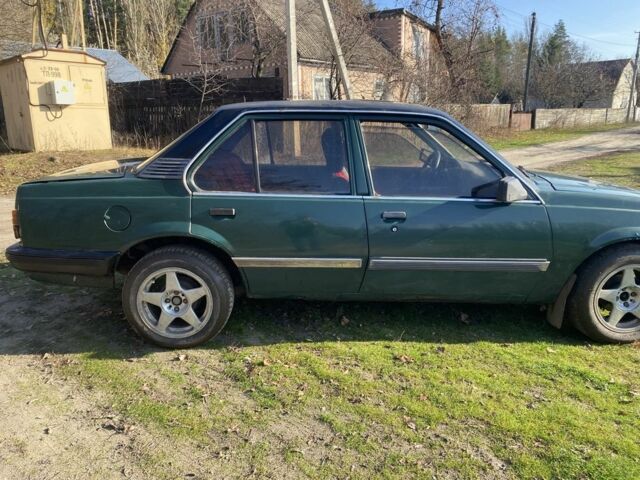 Зелений Опель Аскона, об'ємом двигуна 1.6 л та пробігом 250 тис. км за 429 $, фото 6 на Automoto.ua