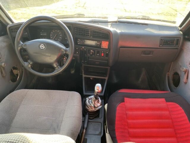 Зелений Опель Аскона, об'ємом двигуна 1.6 л та пробігом 250 тис. км за 429 $, фото 7 на Automoto.ua