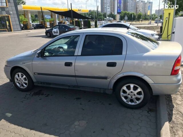 Серый Опель Астра Г, объемом двигателя 1.6 л и пробегом 304 тыс. км за 2999 $, фото 3 на Automoto.ua