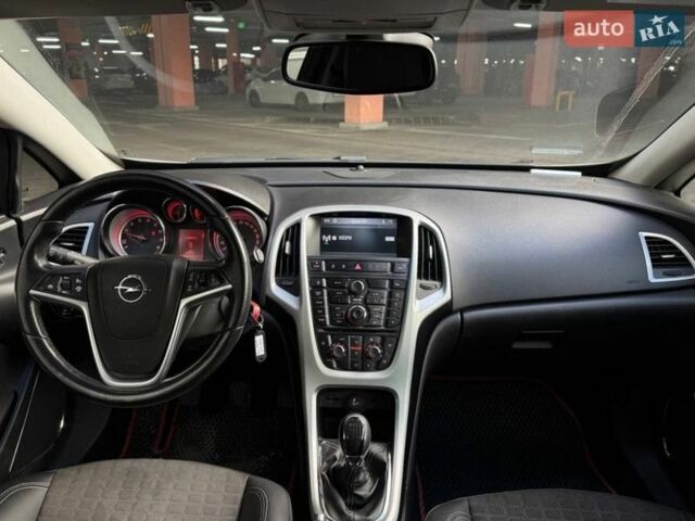Белый Опель Астра ГТЦ, объемом двигателя 1.36 л и пробегом 150 тыс. км за 7990 $, фото 22 на Automoto.ua