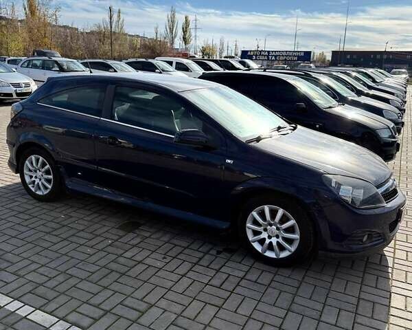 Синий Опель Астра ГТЦ, объемом двигателя 1.2 л и пробегом 192 тыс. км за 4500 $, фото 1 на Automoto.ua