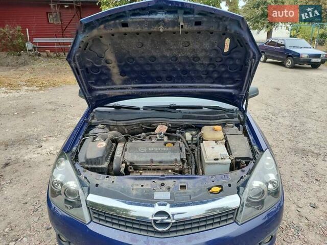 Синий Опель Астра ГТЦ, объемом двигателя 1.6 л и пробегом 233 тыс. км за 6000 $, фото 8 на Automoto.ua