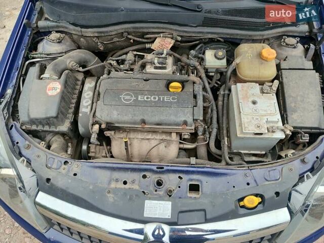 Синий Опель Астра ГТЦ, объемом двигателя 1.6 л и пробегом 233 тыс. км за 6000 $, фото 9 на Automoto.ua