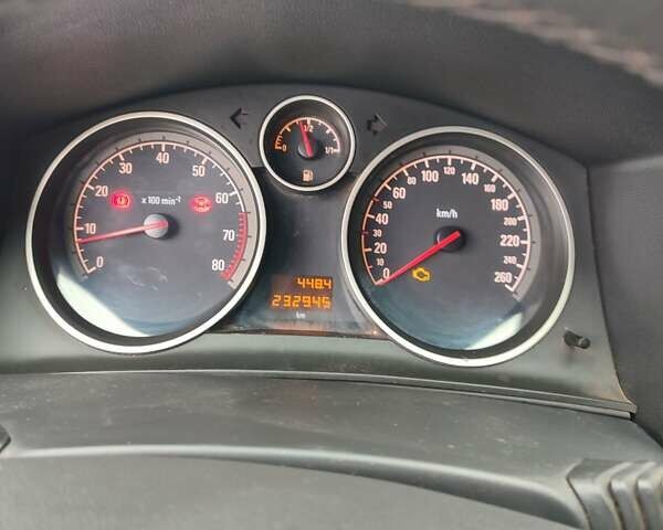 Синий Опель Астра ГТЦ, объемом двигателя 1.6 л и пробегом 233 тыс. км за 6000 $, фото 10 на Automoto.ua