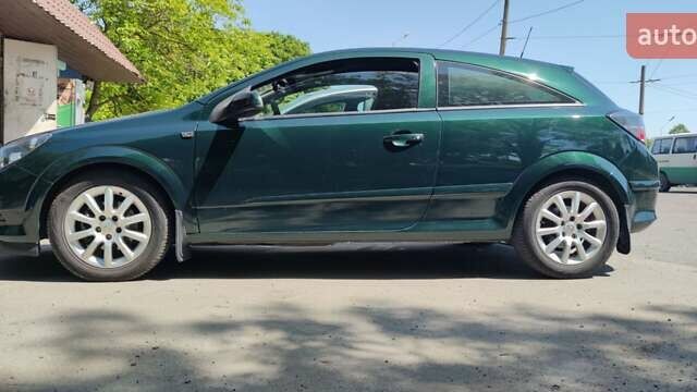 Зеленый Опель Астра ГТЦ, объемом двигателя 1.6 л и пробегом 383 тыс. км за 5000 $, фото 2 на Automoto.ua