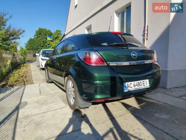 Зеленый Опель Астра ГТЦ, объемом двигателя 1.6 л и пробегом 383 тыс. км за 5000 $, фото 4 на Automoto.ua