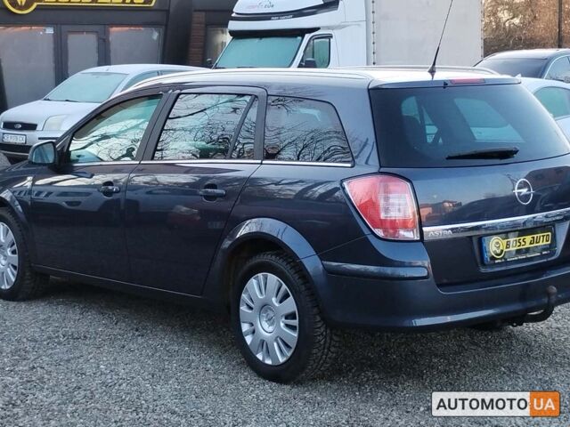 Опель Астра Н 2010 в Коломые на Automoto.ua Синий Опель Астра Н, объемом двигателя 1.4 л и пробегом 205 тыс. км за 5900 $, фото 3 на Automoto.ua