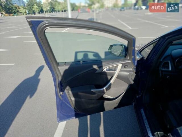 Опель Астра Джей, об'ємом двигуна 1.7 л та пробігом 221 тис. км за 6800 $, фото 21 на Automoto.ua