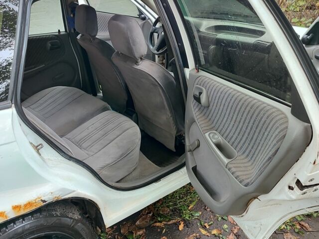 Опель Астра 1995 в Корсунь-Шевченковском на Automoto.ua Белый Опель Астра, объемом двигателя 1.4 л и пробегом 312 тыс. км за 1100 $, фото 8 на Automoto.ua