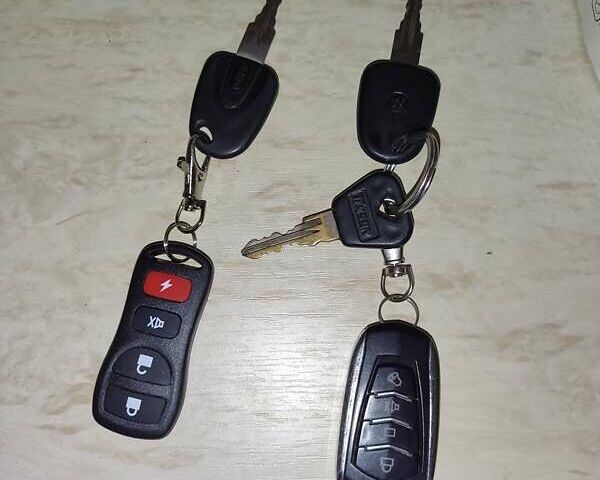 Белый Опель Астра, объемом двигателя 1.4 л и пробегом 312 тыс. км за 1100 $, фото 3 на Automoto.ua