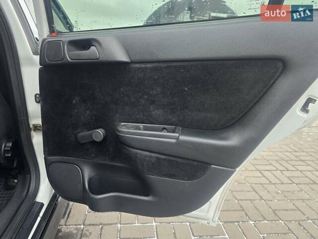 Белый Опель Астра, объемом двигателя 1.2 л и пробегом 263 тыс. км за 2999 $, фото 23 на Automoto.ua