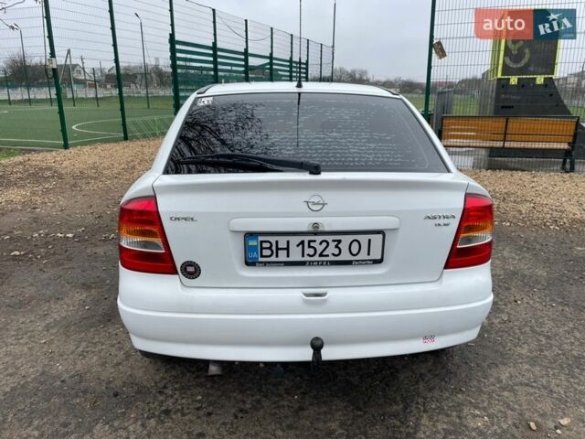 Белый Опель Астра, объемом двигателя 2 л и пробегом 239 тыс. км за 3250 $, фото 18 на Automoto.ua