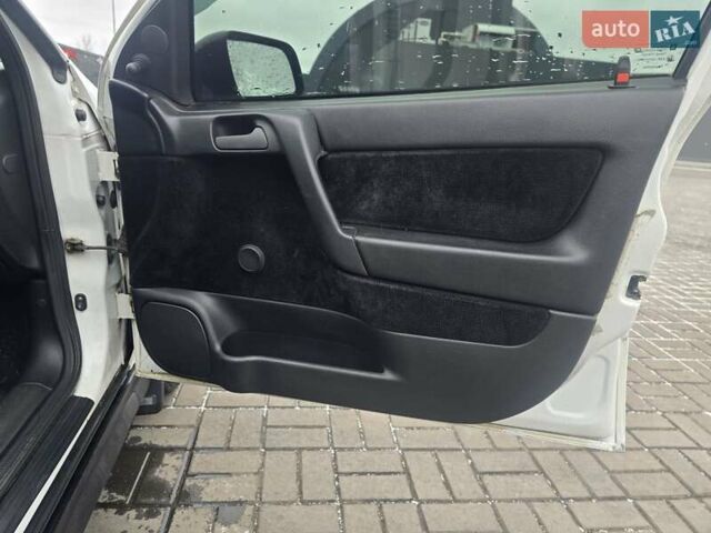 Белый Опель Астра, объемом двигателя 1.2 л и пробегом 263 тыс. км за 2999 $, фото 25 на Automoto.ua