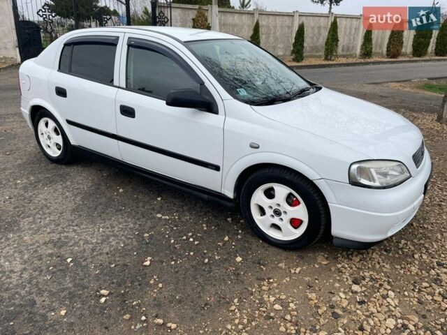 Білий Опель Астра, об'ємом двигуна 2 л та пробігом 239 тис. км за 3499 $, фото 7 на Automoto.ua