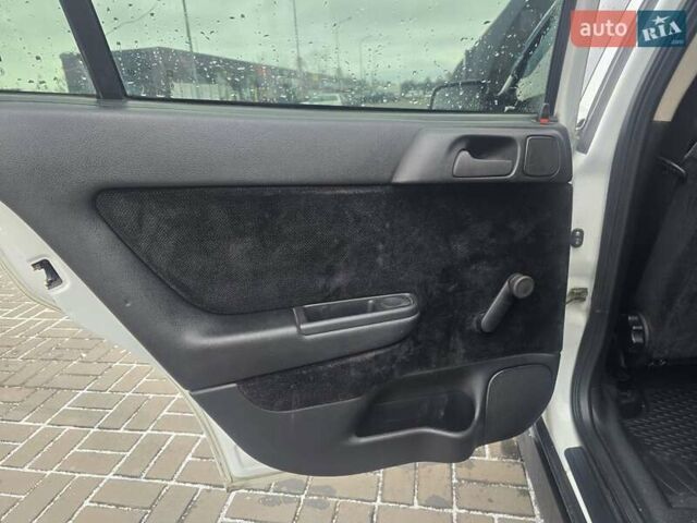 Белый Опель Астра, объемом двигателя 1.2 л и пробегом 263 тыс. км за 2999 $, фото 19 на Automoto.ua