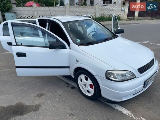 Белый Опель Астра, объемом двигателя 2 л и пробегом 239 тыс. км за 3400 $, фото 7 на Automoto.ua
